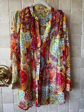 Soft Surroundings Tunic with sdettachable shell included.